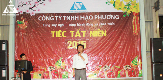 tiệc tất niên chào năm mới