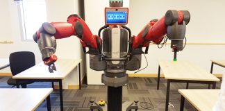 Robot giảng dạy