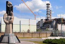 Ảnh bìa thảm họa hạt nhân Chernobyl