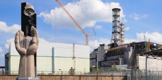 Ảnh bìa thảm họa hạt nhân Chernobyl