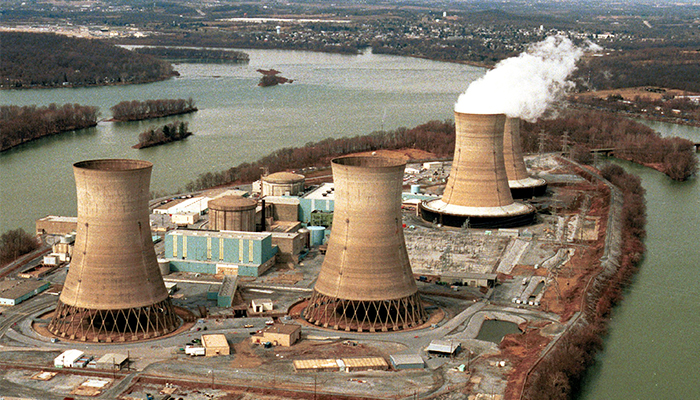 Một nhà máy điện hạt nhân có nhiều lò phản ứng