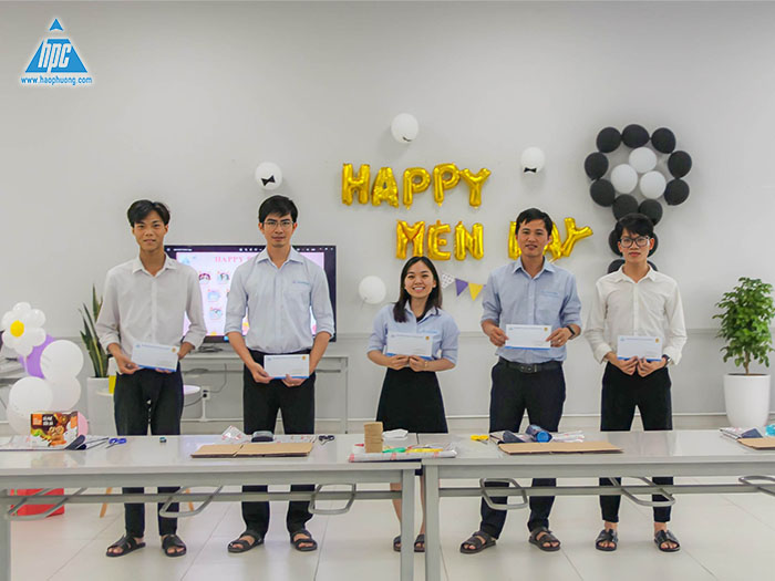 Hạo Phương chúc mừng sinh nhật các thành viên tháng 11/2022 và lần đầu tiên tổ chức ngày Quốc tế Nam giới 19/11
