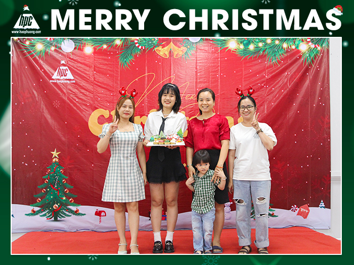 Đêm tiệc Giáng sinh 2022 quây quần và ấm áp tại Hạo Phương