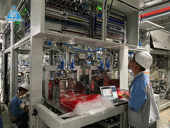 Hạo Phương lắp đặt dàn robot cho nhà máy sản xuất thức ăn thủy sản tại Cà Mau